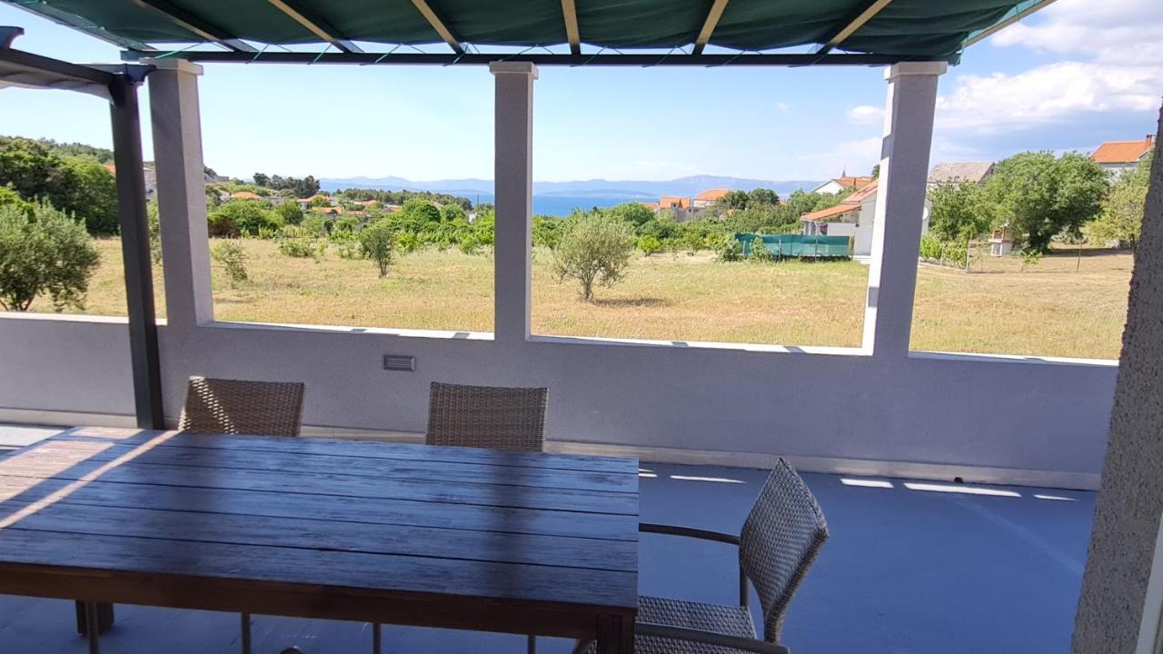 Vila Nane Garden House With Heated Pool Mirce Exteriér fotografie